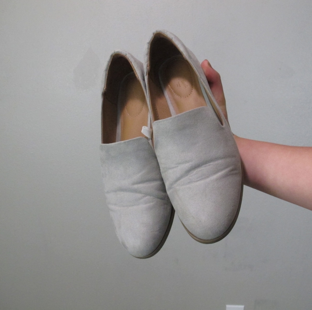 Universal thread Loafers
